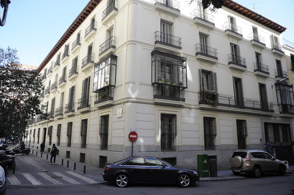 Gran Via Suites Madryt Zewnętrze zdjęcie