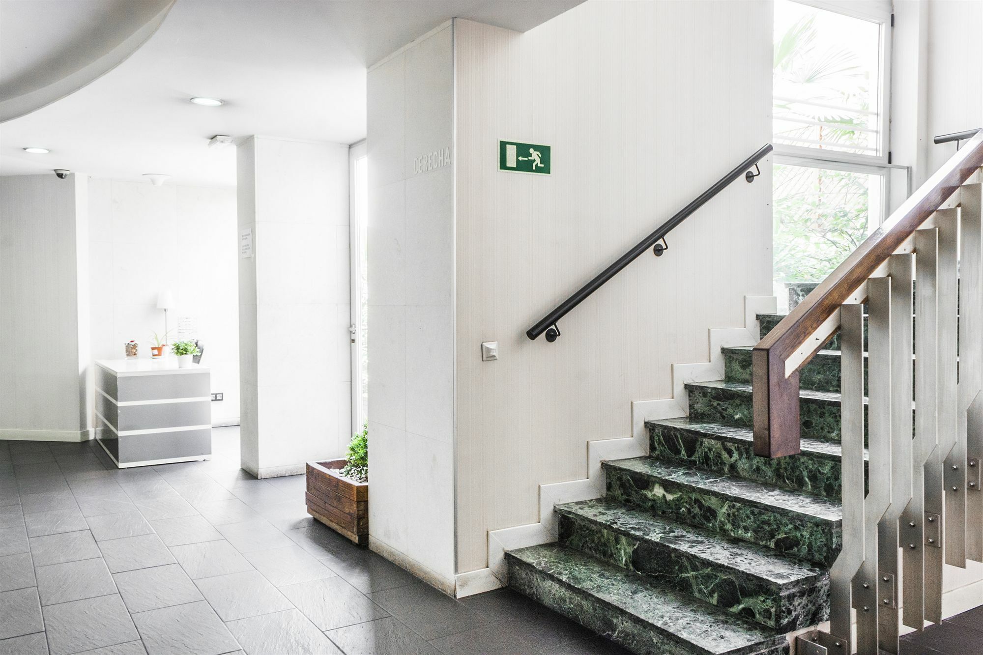 Gran Via Suites Madryt Zewnętrze zdjęcie