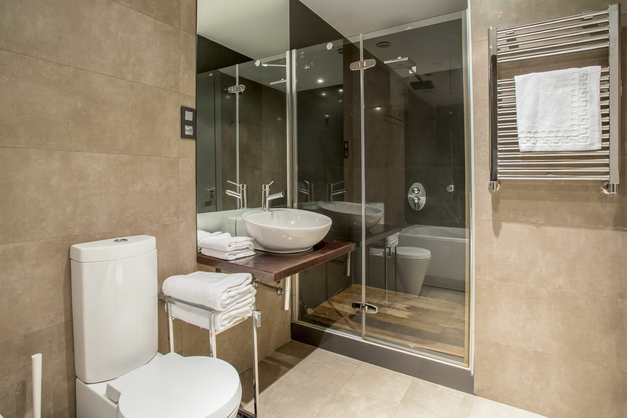 Gran Via Suites Madryt Zewnętrze zdjęcie