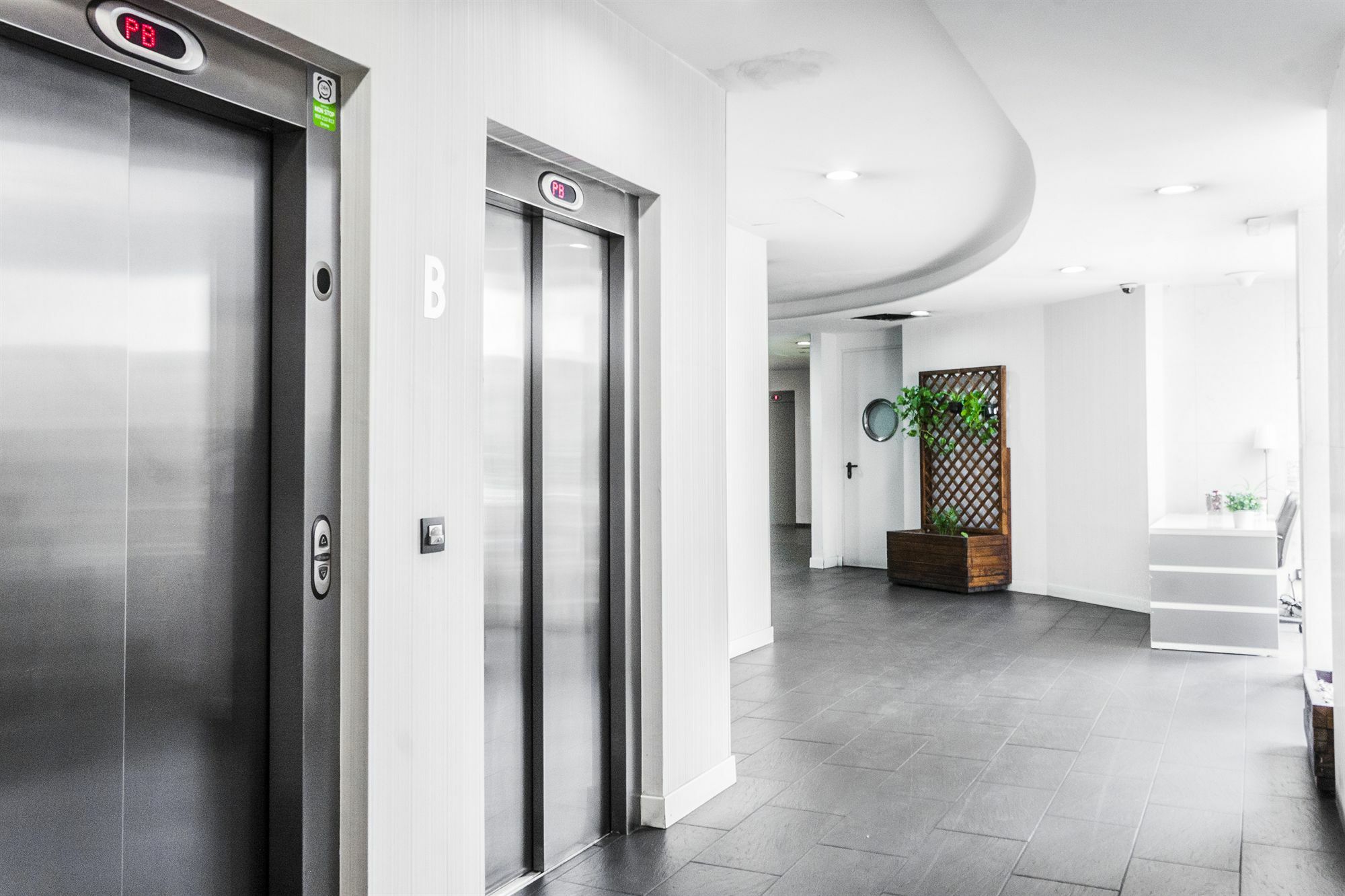 Gran Via Suites Madryt Zewnętrze zdjęcie